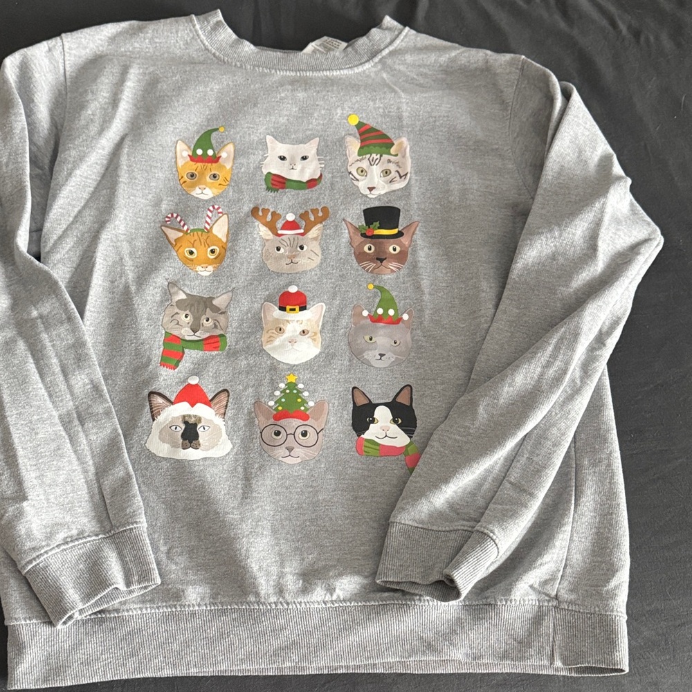 Gildan Gray Festive Cat Sweater